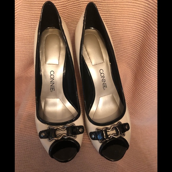 Connie Shoes - Connie High heel shoes Sz 10 Black and white